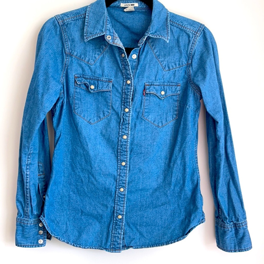 Levi Western Top
